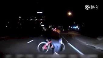 行车安全爆料视频,揭秘曝光视频中的惊险瞬间